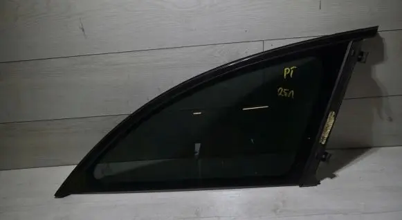 Mercedes-Benz R W251 Rear side window 43R000266 E000251 DOT18AS3M514