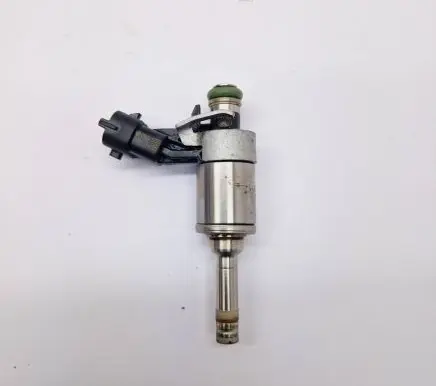 Maserati Ghibli Fuel injector 0261500428
