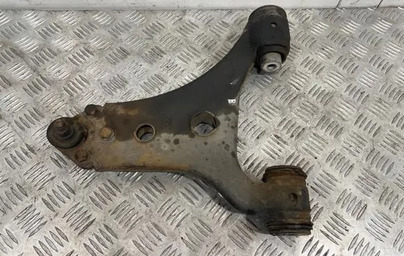 Mercedes-Benz B W245 Front lower control arm/wishbone