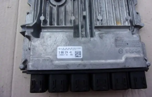 BMW X4 F26 Engine control unit/module ECU 0281036565