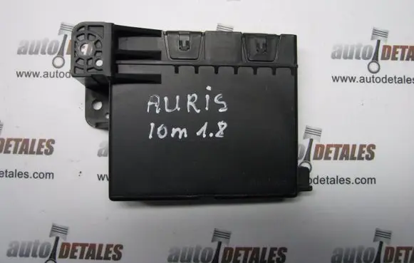 Toyota Auris 150 Other control units/modules 8865002820