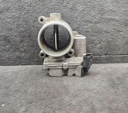 Audi A4 S4 B8 8K Throttle valve 4E0145950F 4E0145950G 4E0145950H