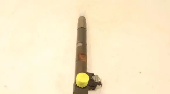 KIA Venga Fuel injector 338002A760