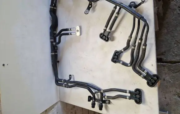 Citroen C4 III e-C4 Hybrid/electric vehicle battery cooling hoses/tubes 