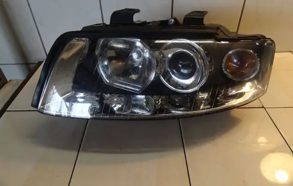 Audi A4 S4 B6 8E 8H Headlight/headlamp
