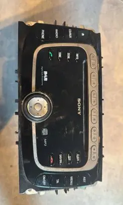 Ford Mondeo MK IV Radio/CD/DVD/GPS head unit 267700A