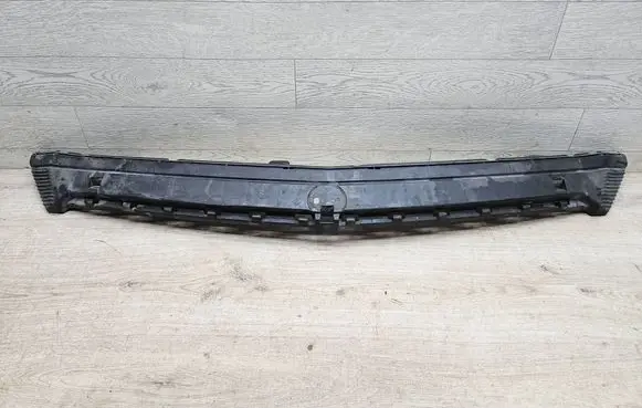 Mercedes-Benz A W176 Front bumper mounting bracket A1768850365