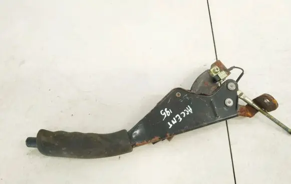 Hyundai Accent Handbrake/parking brake lever assembly
