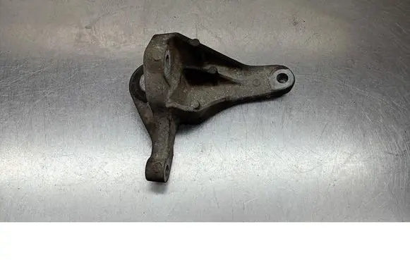 Ford Focus C-MAX Gearbox mount 3M516P093AE