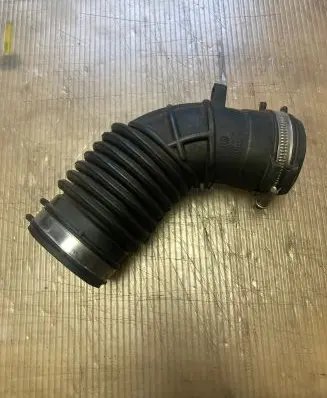 Renault Captur Intercooler hose/pipe 165758885R