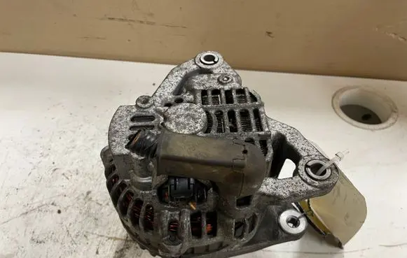 Mazda 6 Generator/alternator A3TB6581 6317