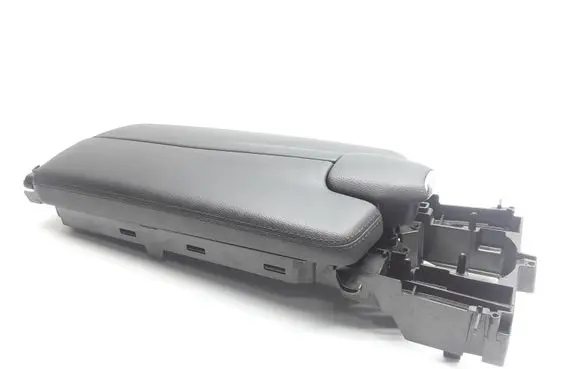 Mercedes-Benz E W212 Armrest 0005746037