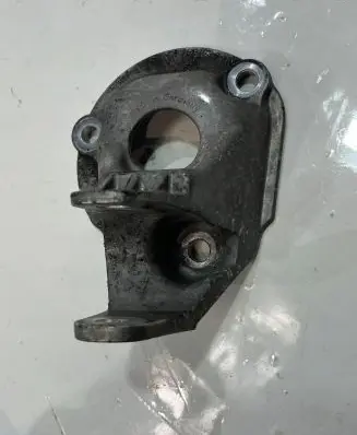 Porsche Cayenne (92A) Engine mounting bracket 7P5199373A
