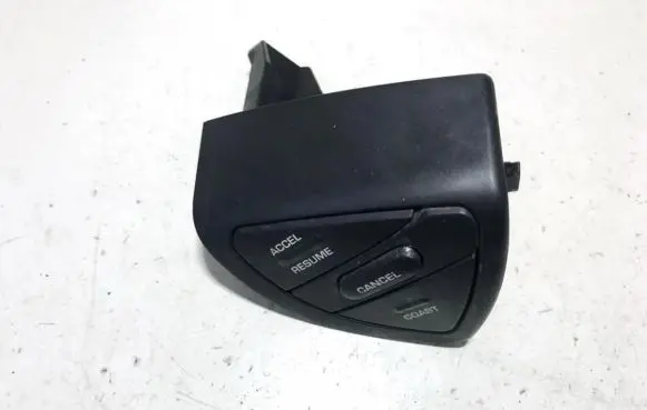 Steering wheel buttons/switches