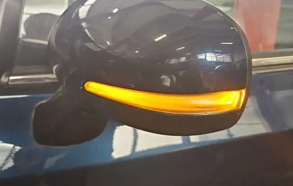Front door electric wing mirror