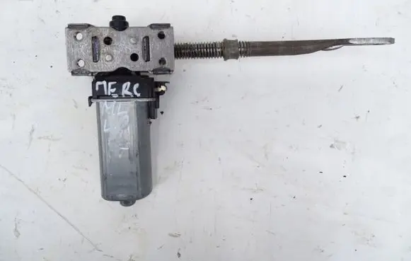 Mercedes-Benz ML W166 Seat adjustment motor 984688
