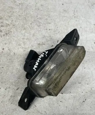 Volkswagen Tiguan Reverse light 5N0941072 0101200