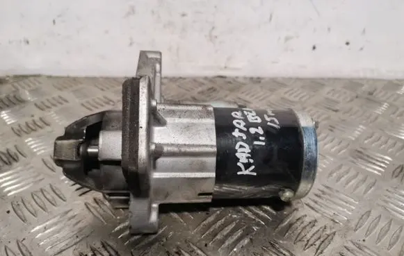 Renault Kadjar Starter motor 233000557R