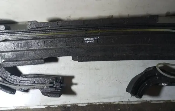 Porsche Macan (95B) Front bumper foam support bar 4M0807550F