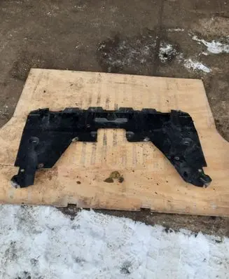 Subaru Outback Engine splash shield/under tray 56440AJ031