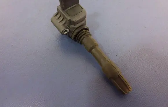 Audi A8 S8 D4 4H High voltage ignition coil 079905110D