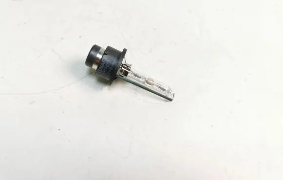 Mitsubishi Outlander Xenon bulb 