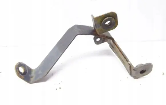 Ford Mondeo Mk III Engine mount bracket