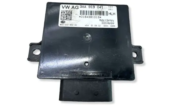 Volkswagen PASSAT B7 Power management control unit 3AA919041 8ES01045240 0184381013