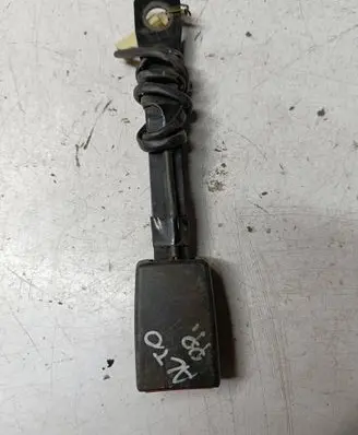 Suzuki Alto Front seatbelt buckle faw1891