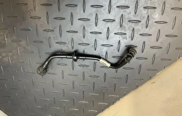 BMW 3 F30 F35 F31 Vacuum line/pipe/hose 7618496