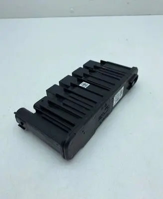 BMW 1 F20 F21 Power management control unit P00131424 18B1011L4384 8638551