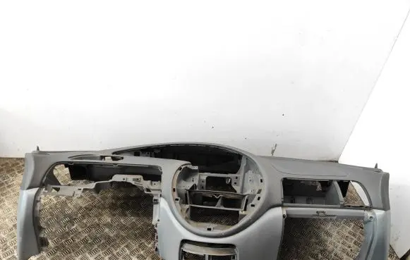 Toyota Previa (XR30, XR40) II Dashboard