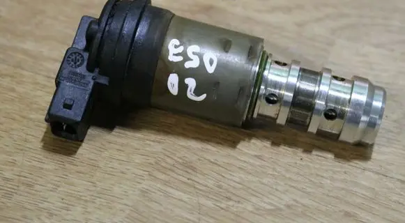 BMW 3 E46 Camshaft vanos timing valve 1136170732309