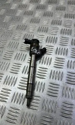 KIA Sportage Fuel injector 338002A610 0445110589
