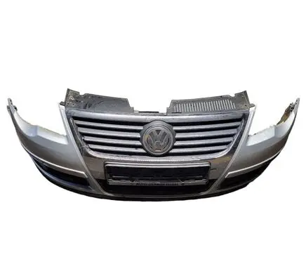 Volkswagen PASSAT B6 Front bumper 3C0807221