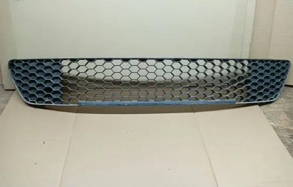 Skoda Octavia Mk2 (1Z) Front bumper lower grill 1Z0853677D