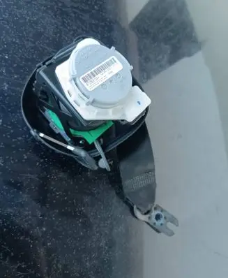 Audi A8 S8 D4 4H Rear seatbelt 4H0857805D