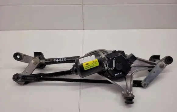 Hyundai Tucson TL Front wiper linkage 98100-D3000
