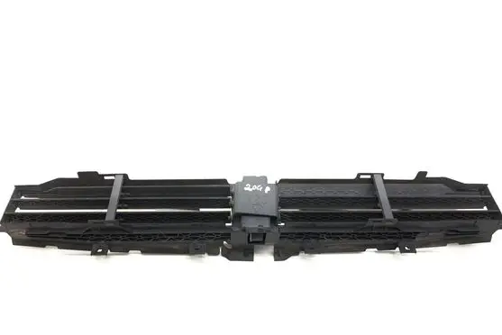 BMW 5 G30 G31 G38 Front bumper upper radiator grill 7497285