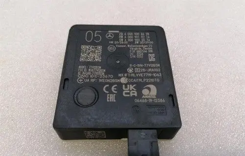 Mercedes-Benz CLS W257 Oil pressure sensor A0009008628