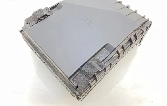 Volkswagen PASSAT B7 Fuse module 3C0937125A 63595743 4RA007793