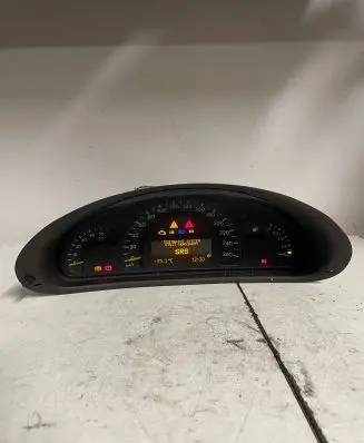 Mercedes-Benz C W203 Speedometer (instrument cluster) A2035401311 09S020
