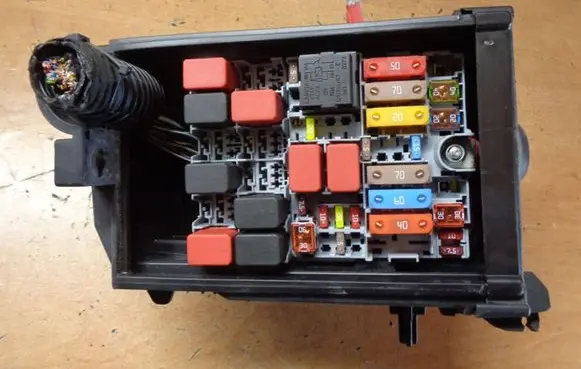 Fiat 500X Fuse box set 8337151120 51987784