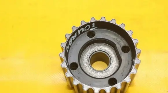 Volkswagen Touran I Crankshaft gear 038