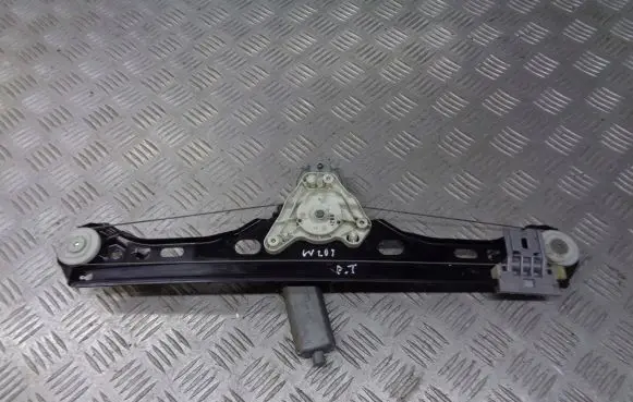 Mercedes-Benz C W203 Rear door window regulator with motor A2118203042