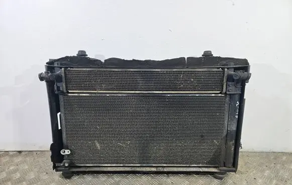 Lexus CT 200H Radiator set 4221343651 1002222680 1636337010