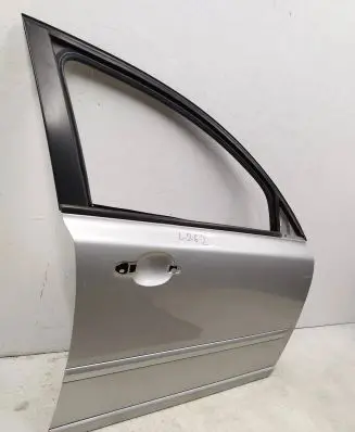 Volvo V50 Front door