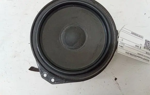 Nissan Primastar Front door speaker 9175188
