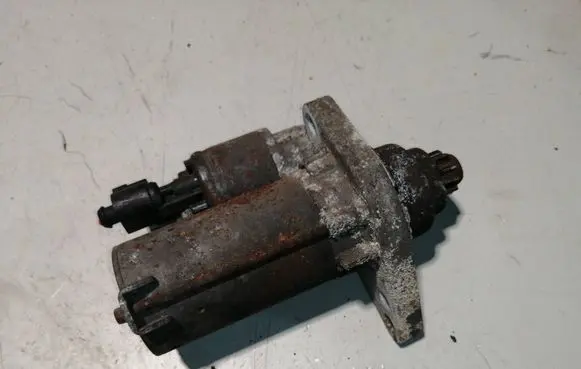 Volkswagen PASSAT B6 Starter motor 02Z911023G 0705041076 D6GS11
