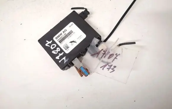BMW 3 E46 Antenna control unit 690607102 6906071-02